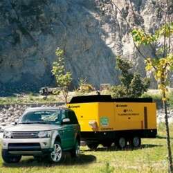 Large portable compressor 180 224 k W STEINBRUCH